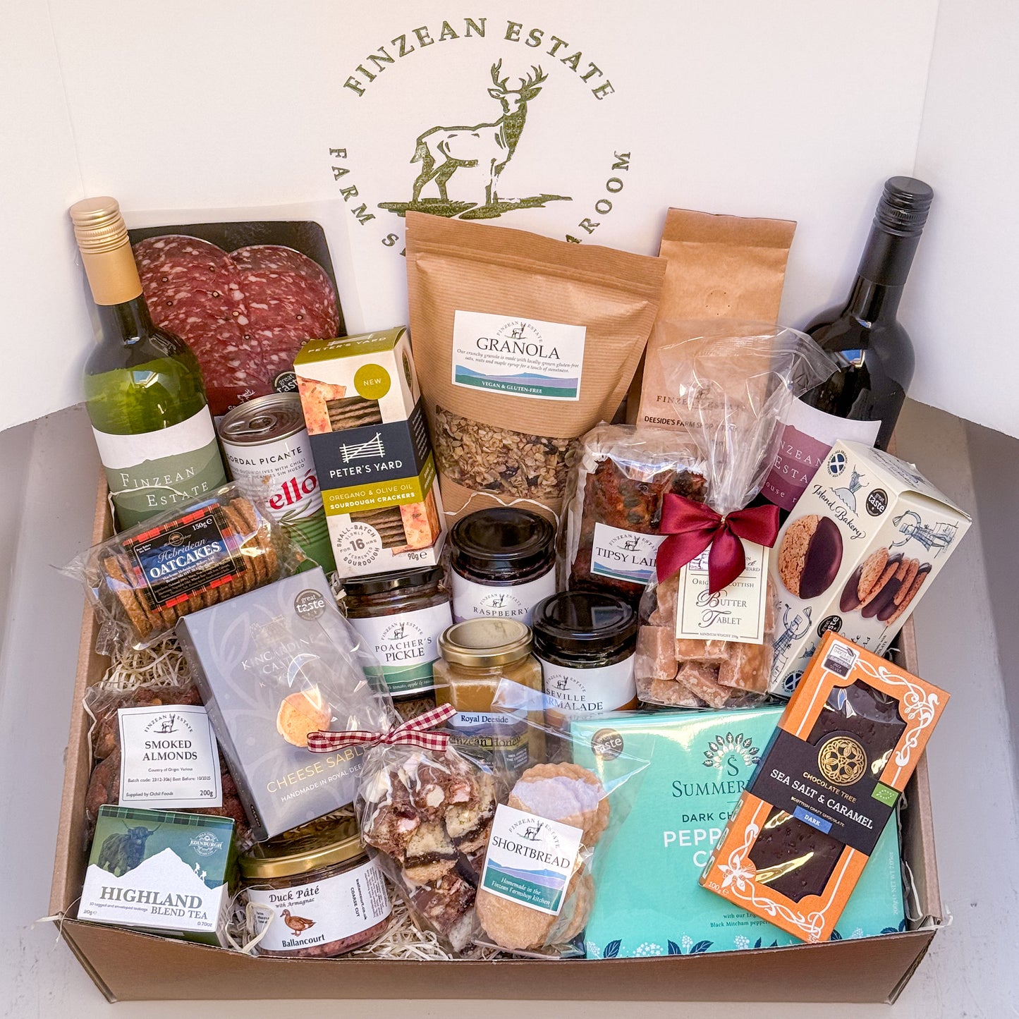 Finzean Luxury Hamper